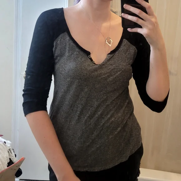 Cute Raglan Button Top - Picture 1 of 9